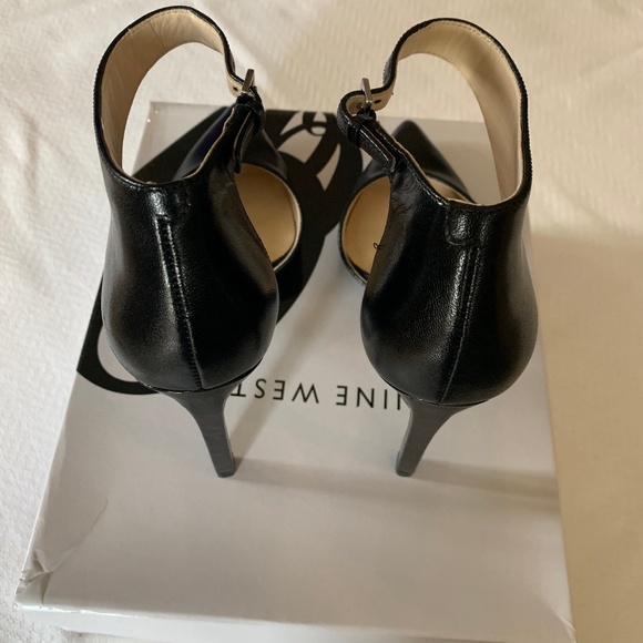 *Sold* Nine West High Heels, Black - Picture 3 of 10